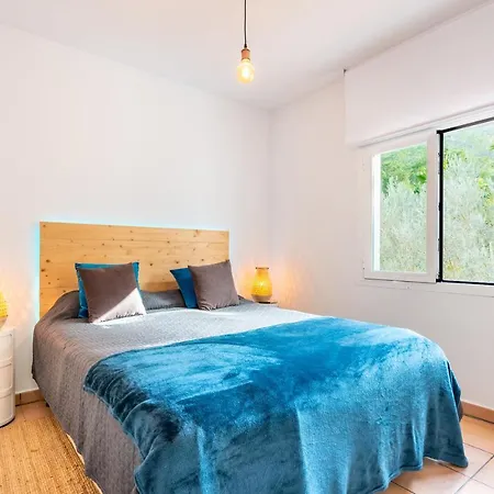 Vila Blanca Santa Eulalia *
